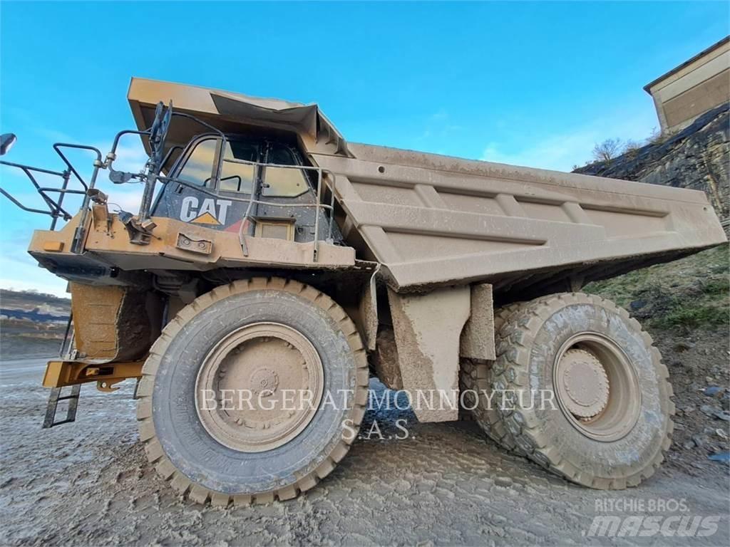 CAT 777G Zglobni damperi