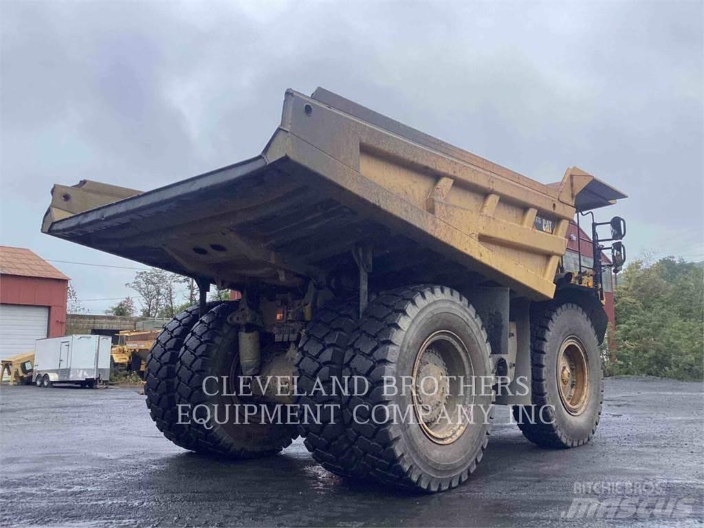 CAT 777G Zglobni damperi