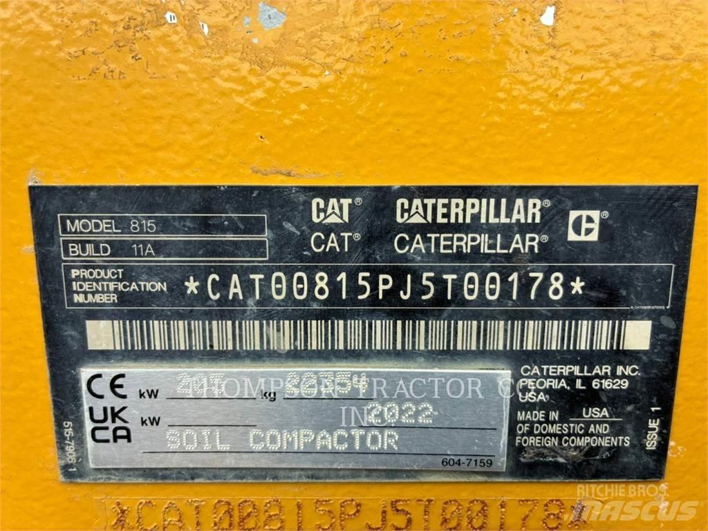 CAT 815 Nabijači zemlje