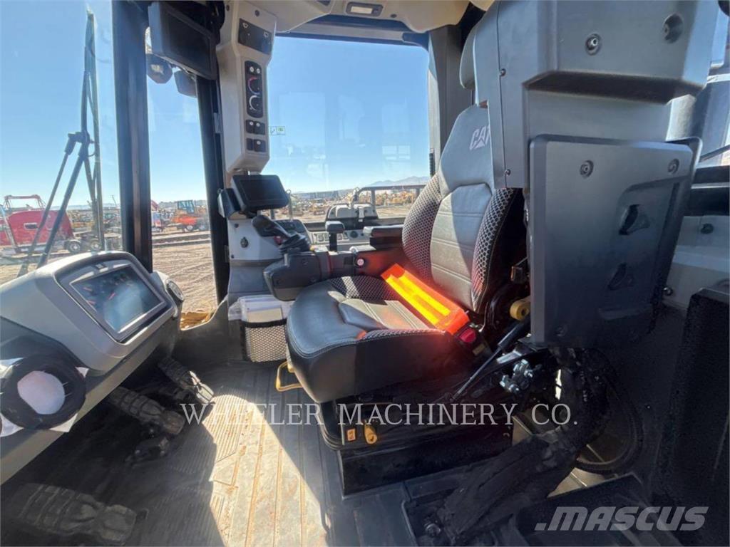 CAT 815 Kombinovani valjci