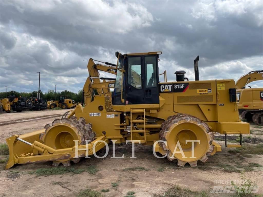 CAT 815F Nabijači zemlje