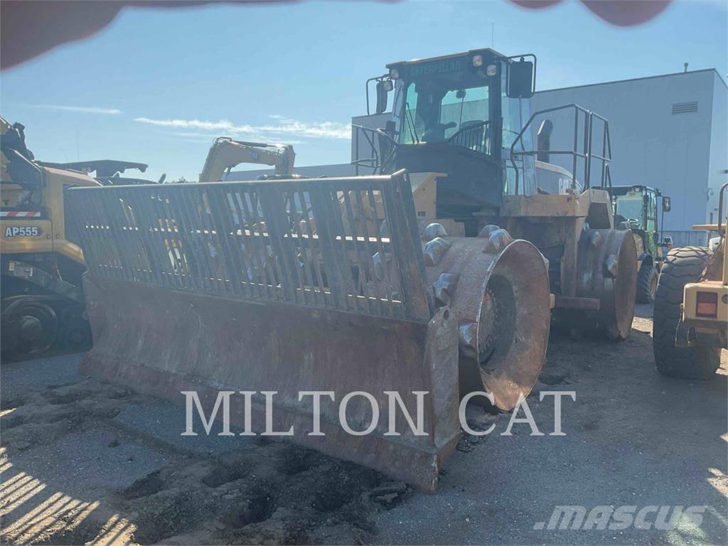 CAT 826G Nabijači zemlje
