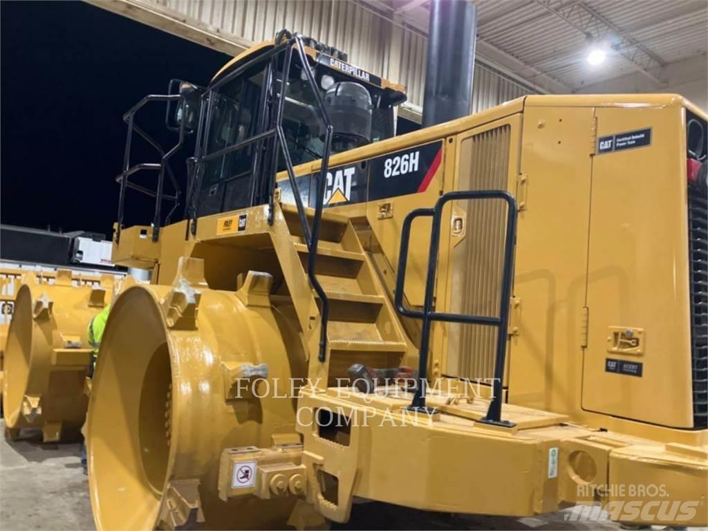 CAT 826H Nabijači zemlje
