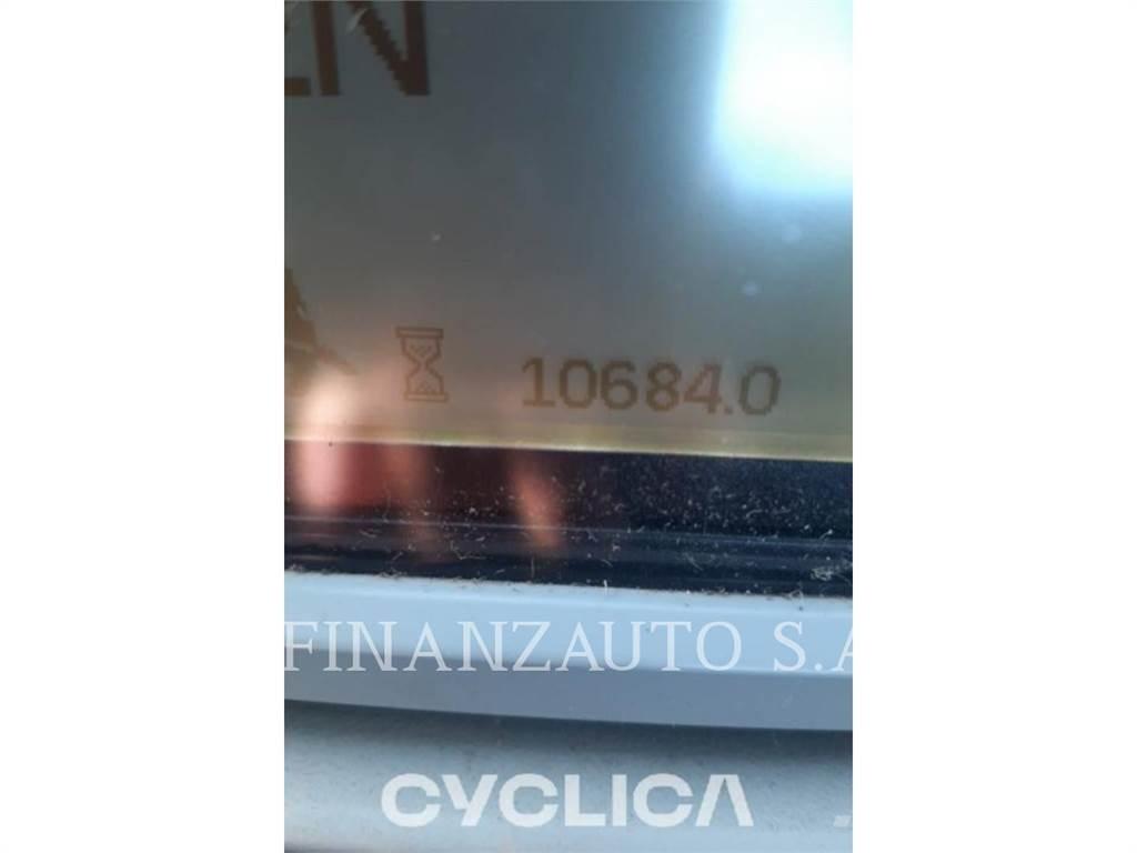 CAT 826K Nabijači zemlje
