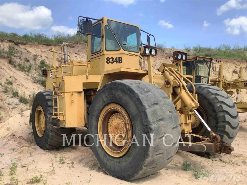 CAT 834B Utovarivači na točkove