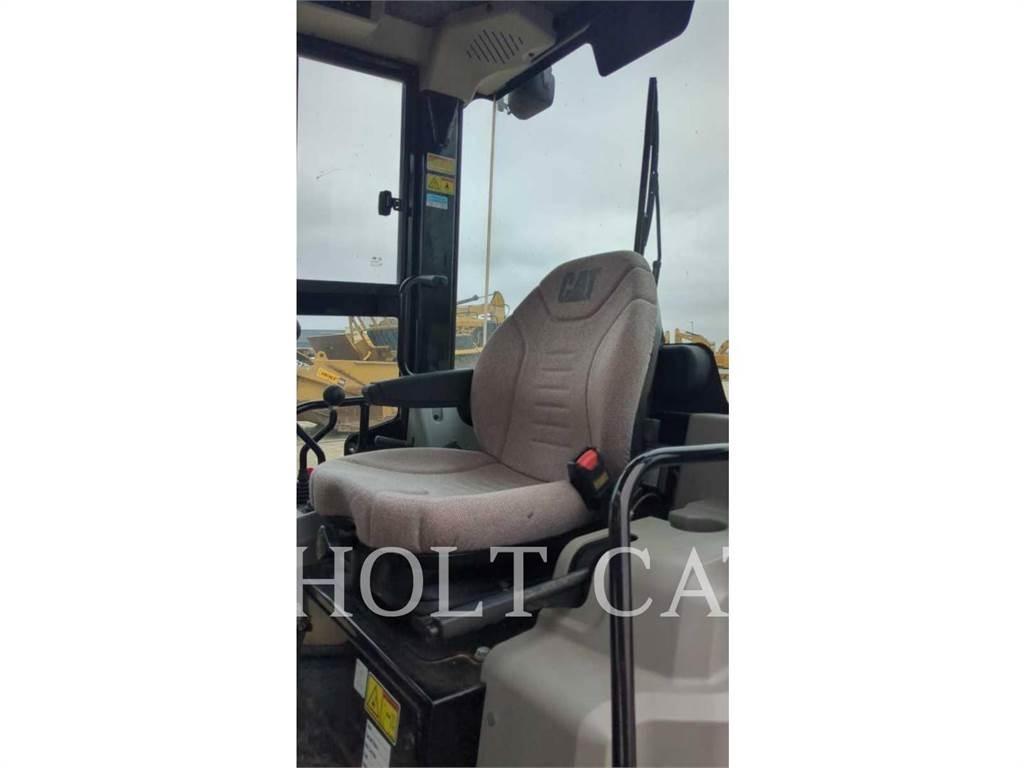 CAT 903C Utovarivači na točkove