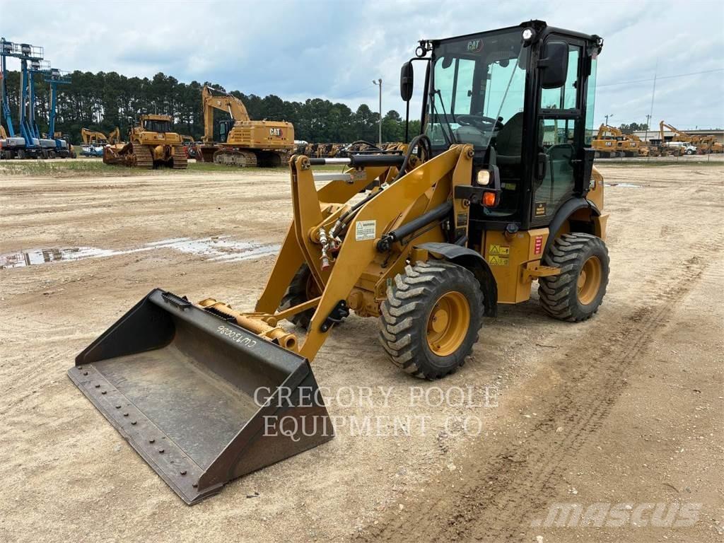 CAT 903D Utovarivači na točkove