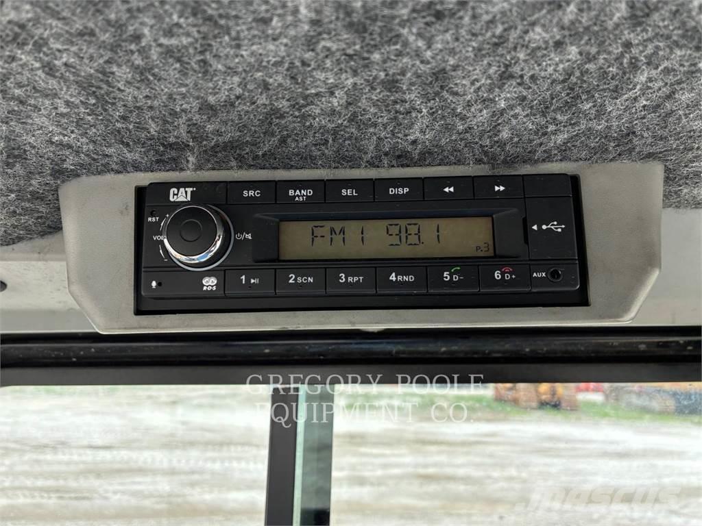 CAT 903D Utovarivači na točkove