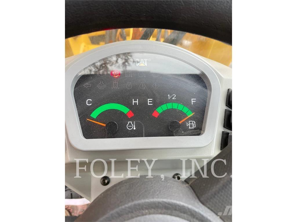 CAT 903D Utovarivači na točkove