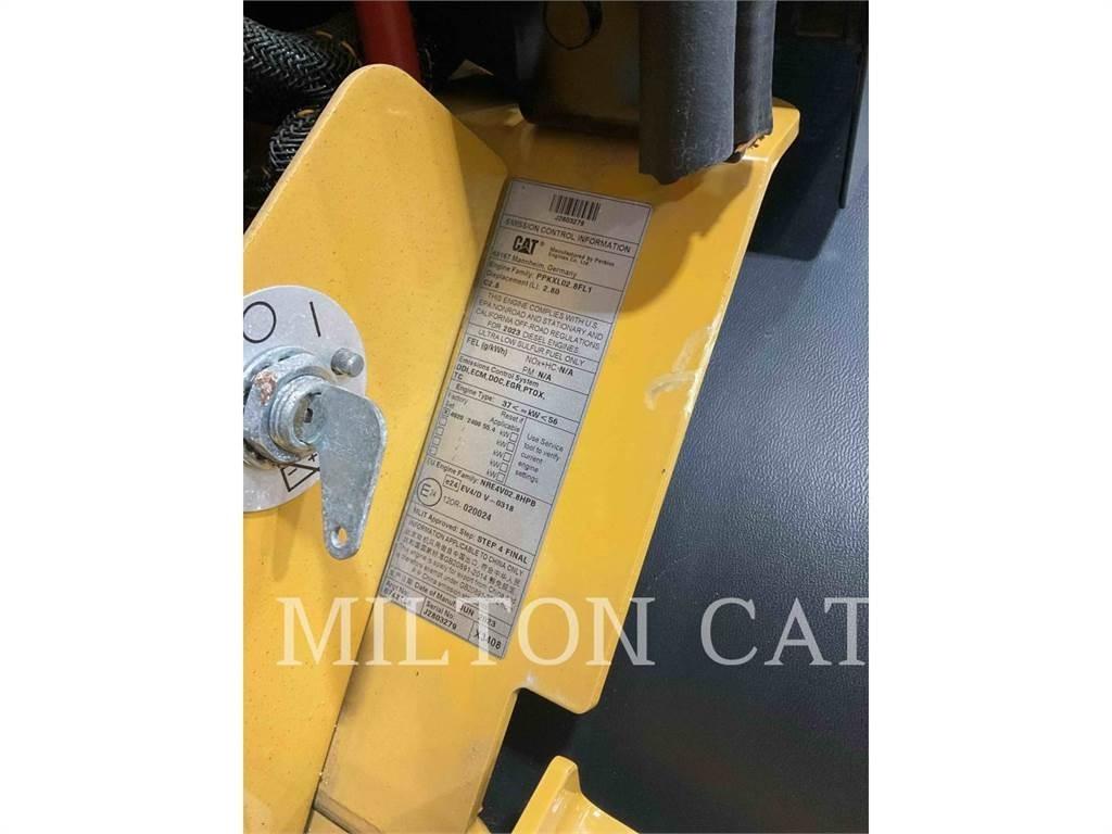 CAT 906 Utovarivači na točkove