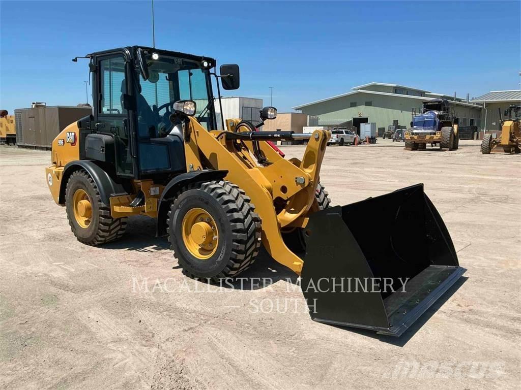 CAT 906 Utovarivači na točkove