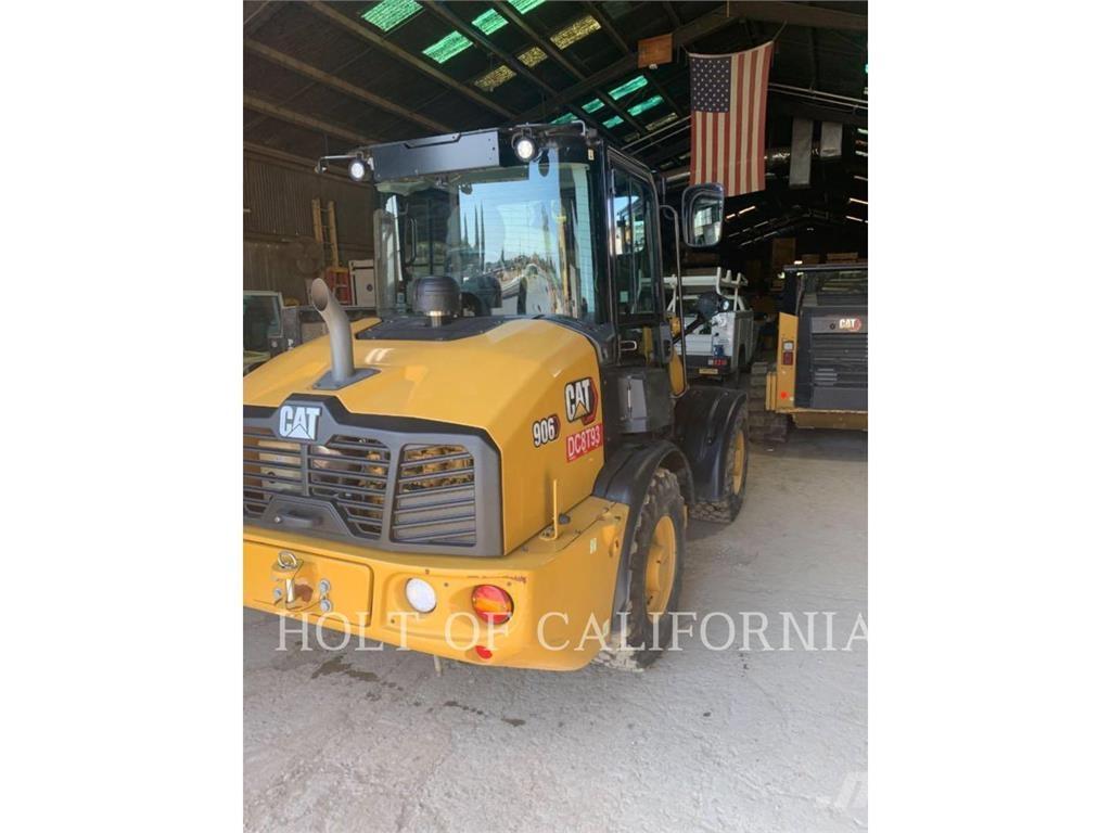 CAT 906 Utovarivači na točkove