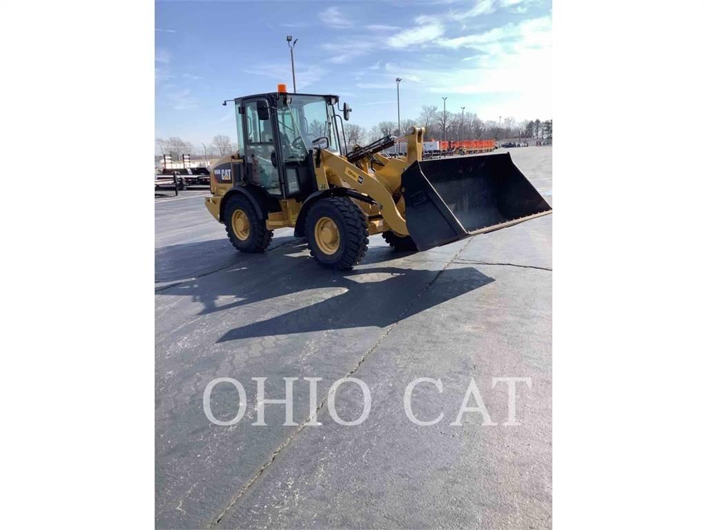 CAT 906M Mini utovarivači