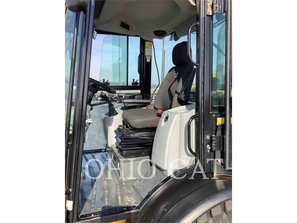 CAT 906M Mini utovarivači