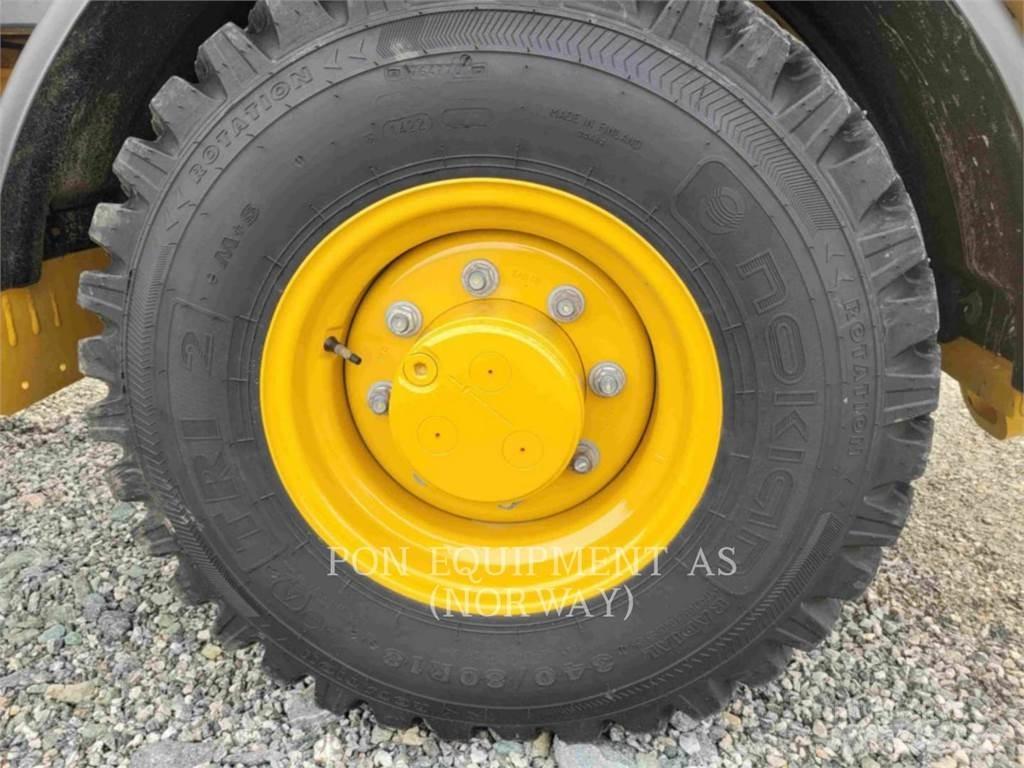 CAT 906M Utovarivači na točkove