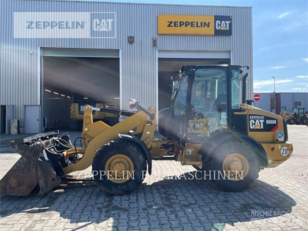 CAT 906M Utovarivači na točkove