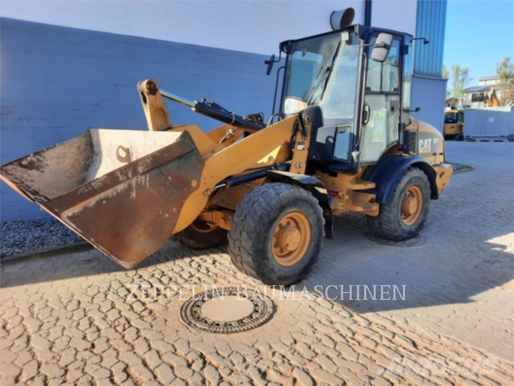 CAT 907H Utovarivači na točkove
