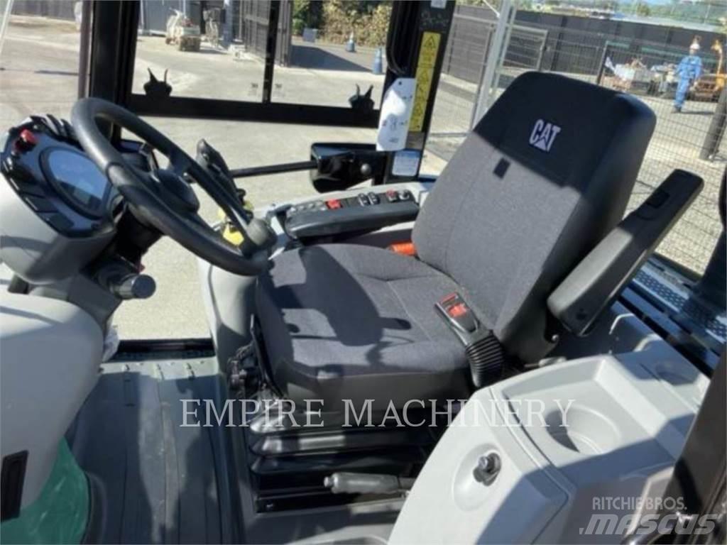 CAT 907M Utovarivači na točkove