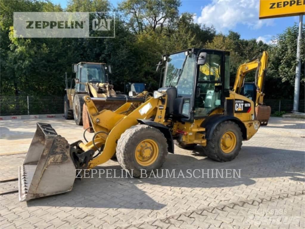 CAT 907M Utovarivači na točkove