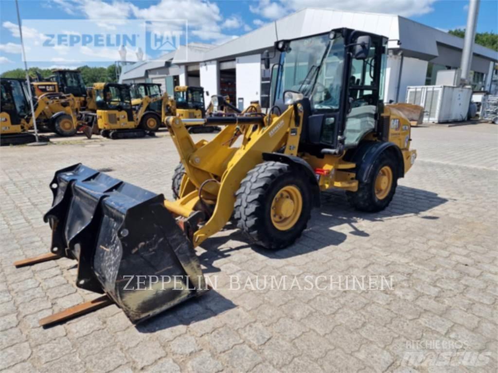 CAT 907M Utovarivači na točkove