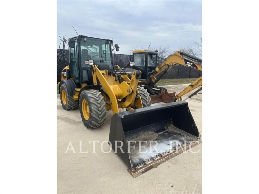 CAT 908M Mini utovarivači
