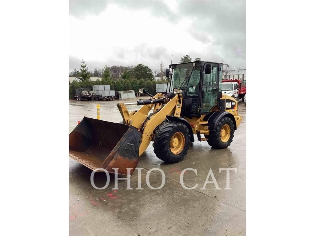 CAT 908M Mini utovarivači