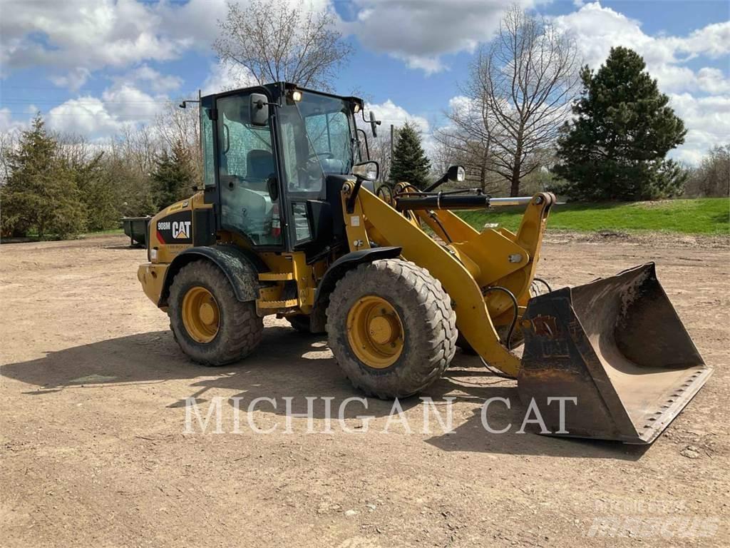 CAT 908M Utovarivači na točkove