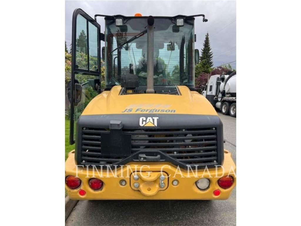 CAT 908M Utovarivači na točkove