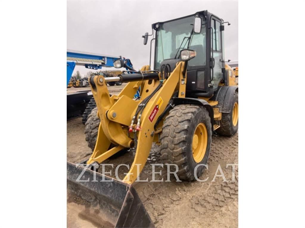 CAT 908M Utovarivači na točkove