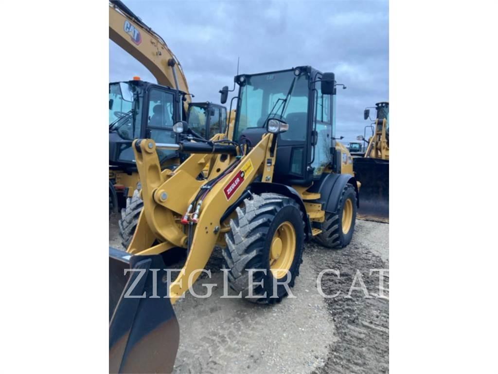 CAT 908M Utovarivači na točkove