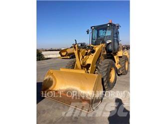CAT 910M Utovarivači na točkove