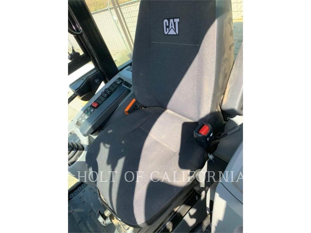 CAT 910M Utovarivači na točkove