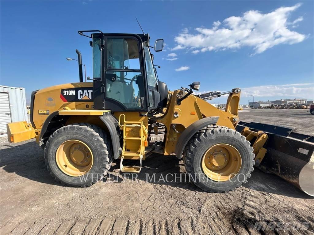 CAT 910M Utovarivači na točkove
