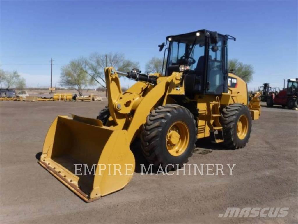 CAT 910M Utovarivači na točkove