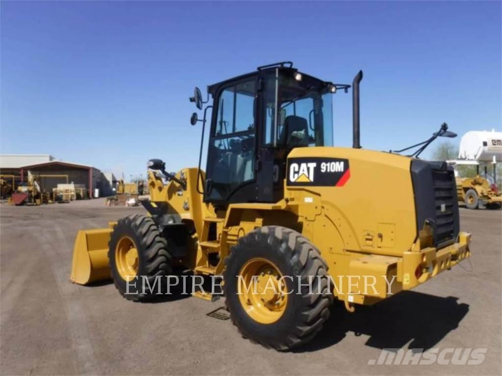 CAT 910M Utovarivači na točkove