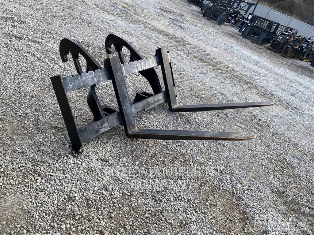 CAT 918M Utovarivači na točkove