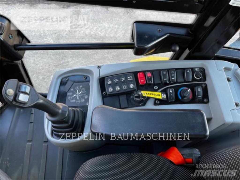 CAT 918M Utovarivači na točkove