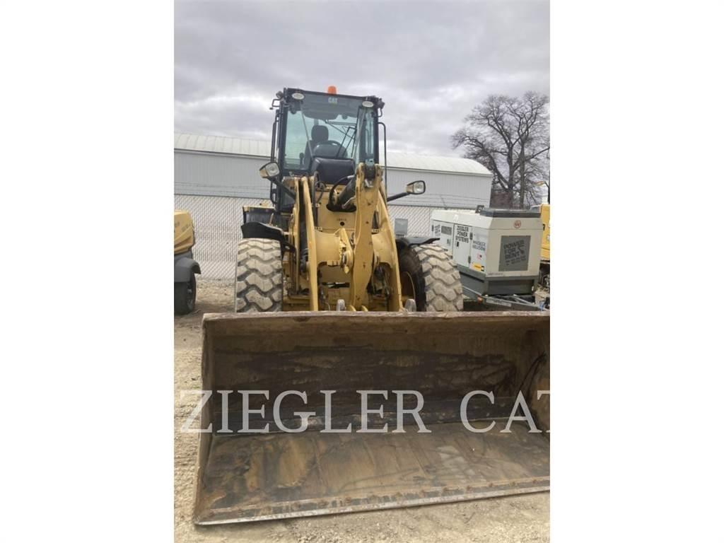 CAT 918M Utovarivači na točkove
