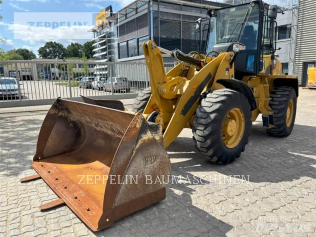 CAT 918M Utovarivači na točkove
