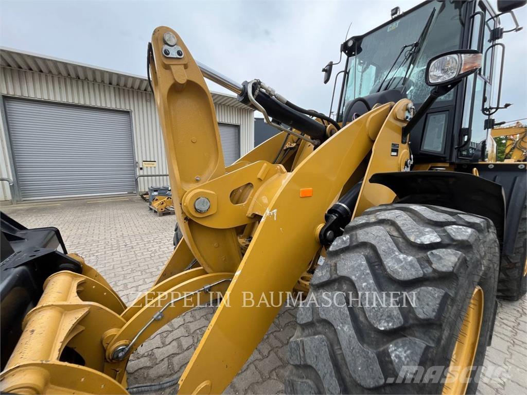 CAT 918M Utovarivači na točkove