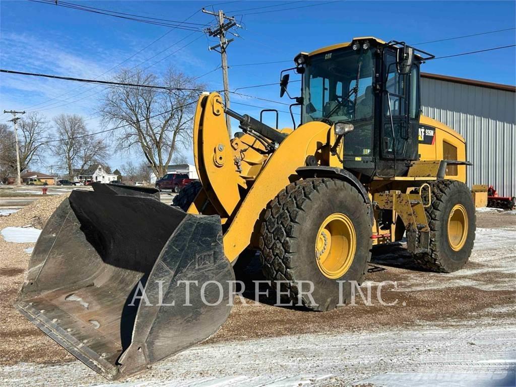 CAT 926M Utovarivači na točkove