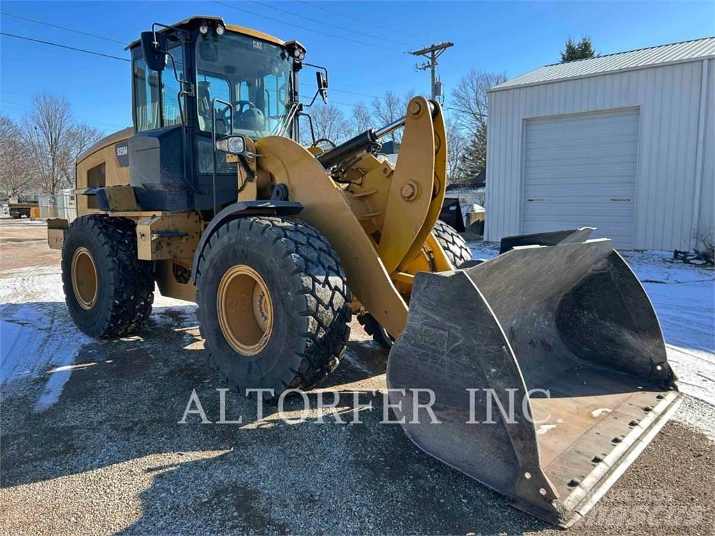 CAT 926M Utovarivači na točkove