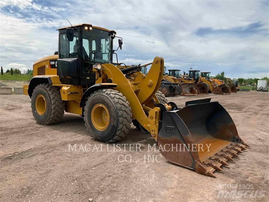 CAT 926M Utovarivači na točkove