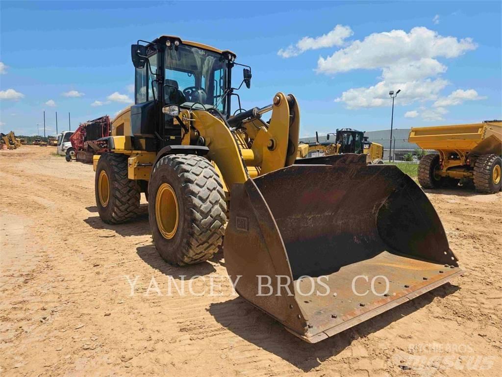 CAT 926M Utovarivači na točkove