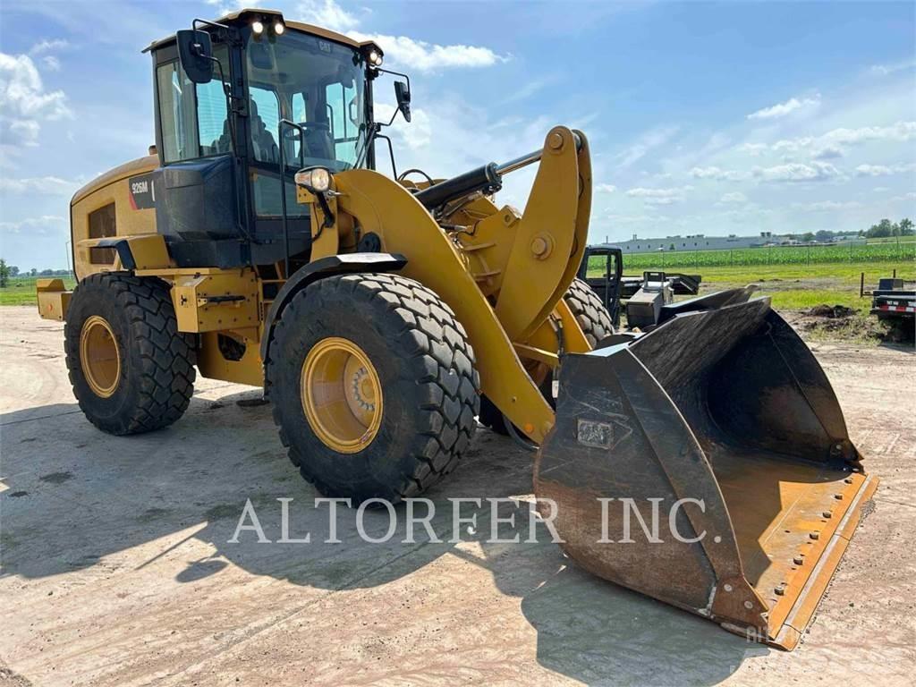 CAT 926M Utovarivači na točkove