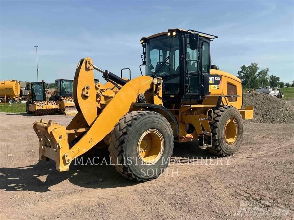 CAT 926M Utovarivači na točkove