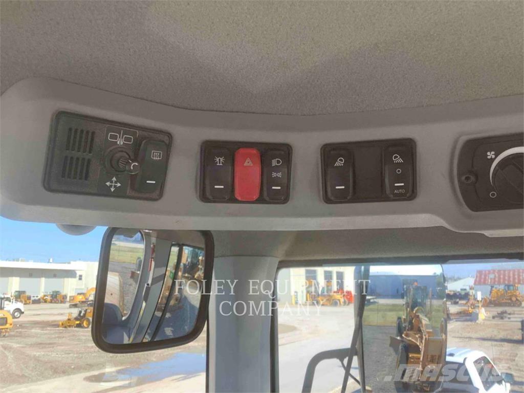 CAT 926M Utovarivači na točkove