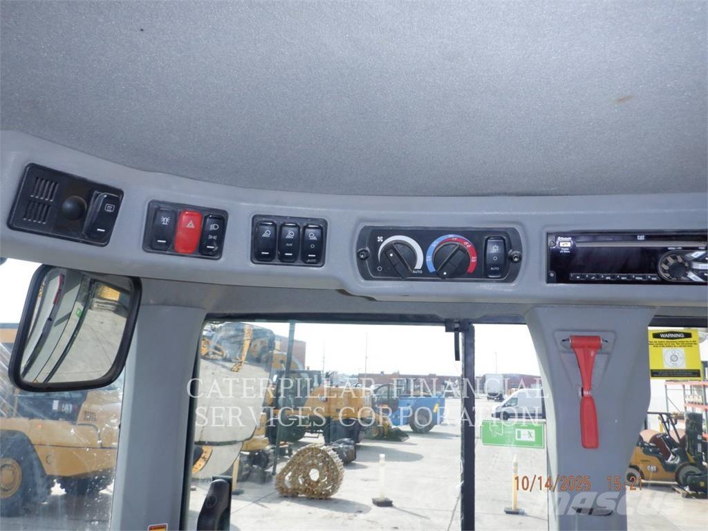 CAT 926M Utovarivači na točkove