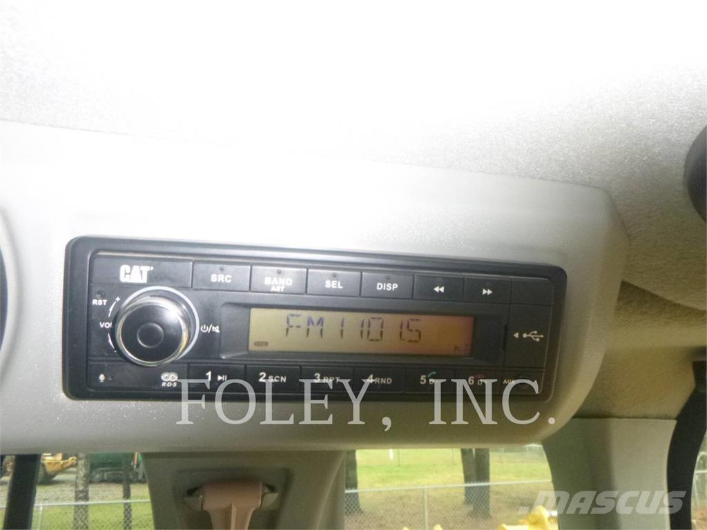 CAT 926M Utovarivači na točkove