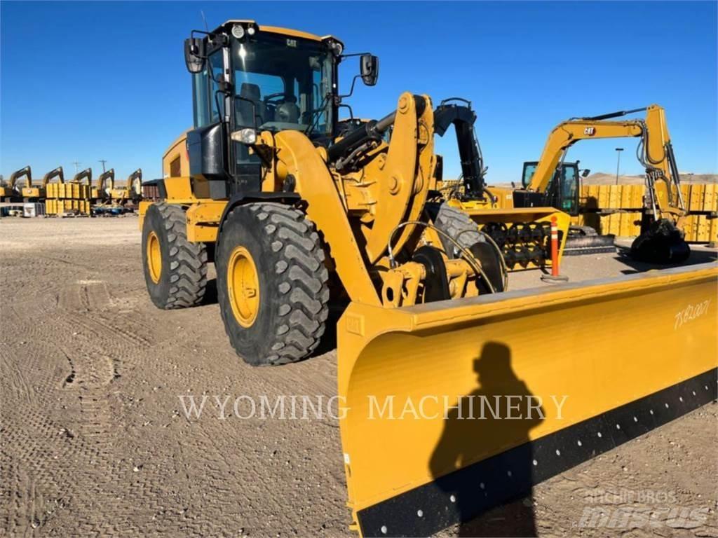 CAT 930M Utovarivači na točkove